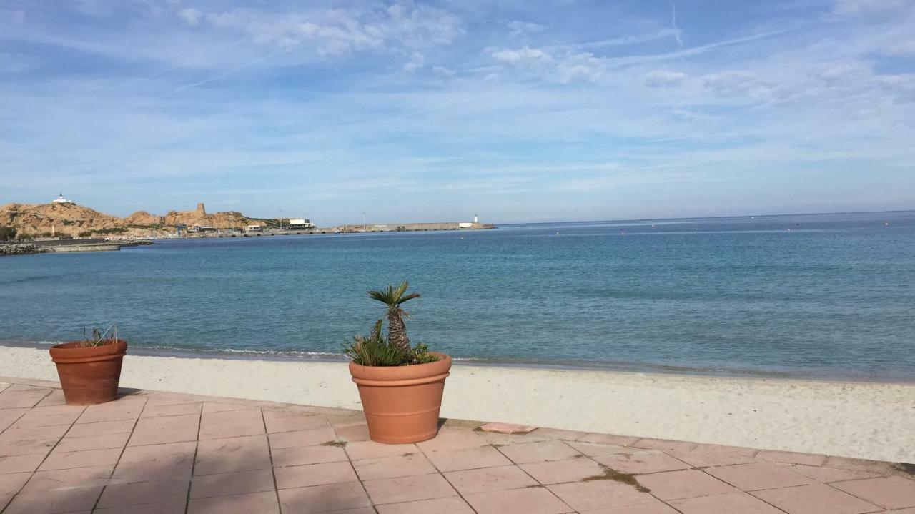 Monolocale centro Île Rousse 100mt dalla spiaggia LʼÎle-Rousse Extérieur photo